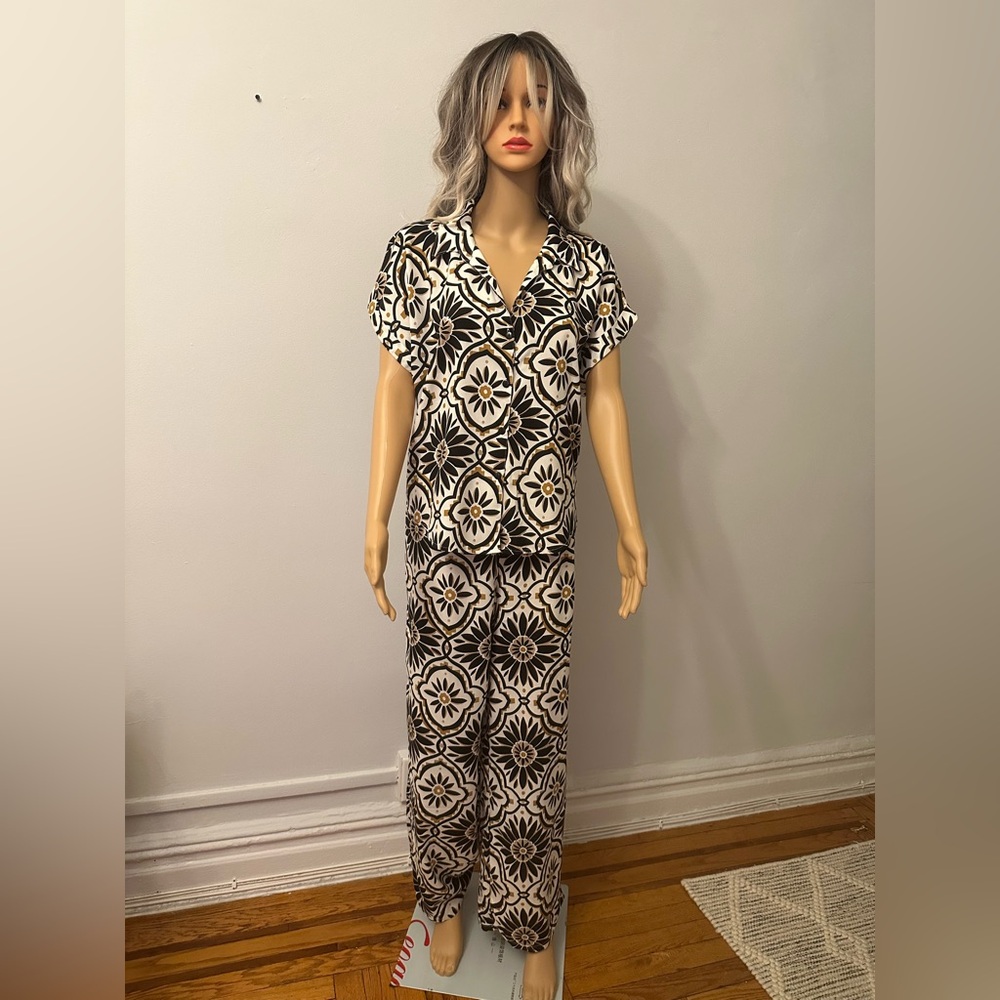 Mlle Gabrielle- Black and Cream Floral two pieces.-camisole and pants. Size L